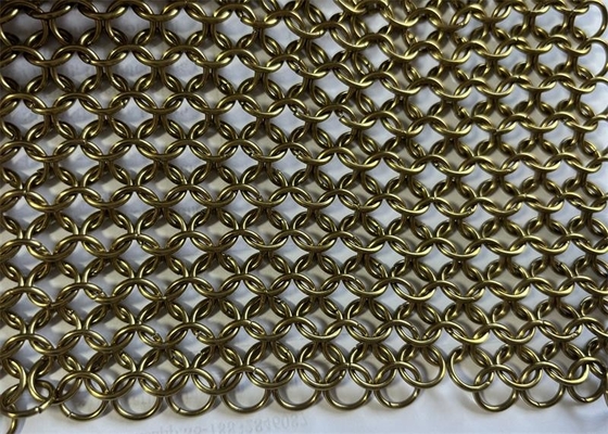 सोने का रंग सजावटी 316l स्टेनलेस स्टील के अंगूठी जाल श्रृंखला बुना