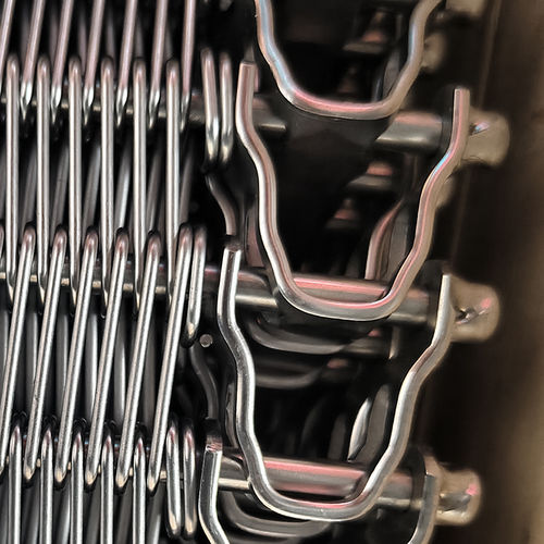 नवीनतम कंपनी समाचार के बारे में स्टेनलेस स्टील वायर मेश कूलिंग कन्वेयर बेल्ट