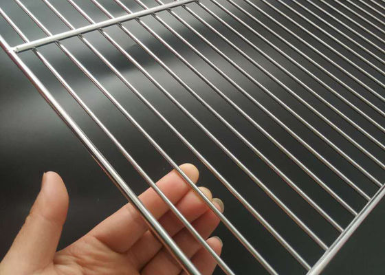 अच्छी कीमत पुन: प्रयोज्य अनुकूलित आकार बीबीक्यू एसजीएस वायर मेष बेकिंग ट्रे 60 सेमी लंबाई: ऑनलाइन