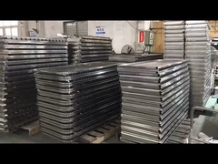 स्टेनलेस स्टील रैक ट्रॉली कार्यशाला