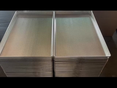 अनुकूलित धातु Dehydrator छिद्रित बेकिंग ट्रे खाद्य बेकिंग के लिए टिकाऊ स्टेनलेस स्टील