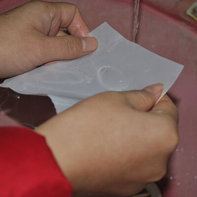 अच्छी कीमत वाटरप्रूफ ट्रीटमेंट 120 माइक्रोन पॉलिएस्टर फिल्टर मेश फैब्रिक ऑनलाइन