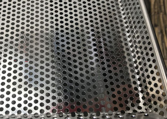 धातु छिद्रित 18x26 इंच ओवन बेकिंग ट्रे डीहाइड्रेटर मेष ट्रे 304